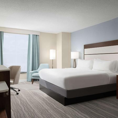 Doubletree By Hilton Norfolk Airport Hotel Exterior photo